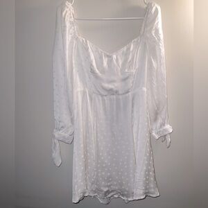 Lulu’s white polka dot long sleeve mini dress medium